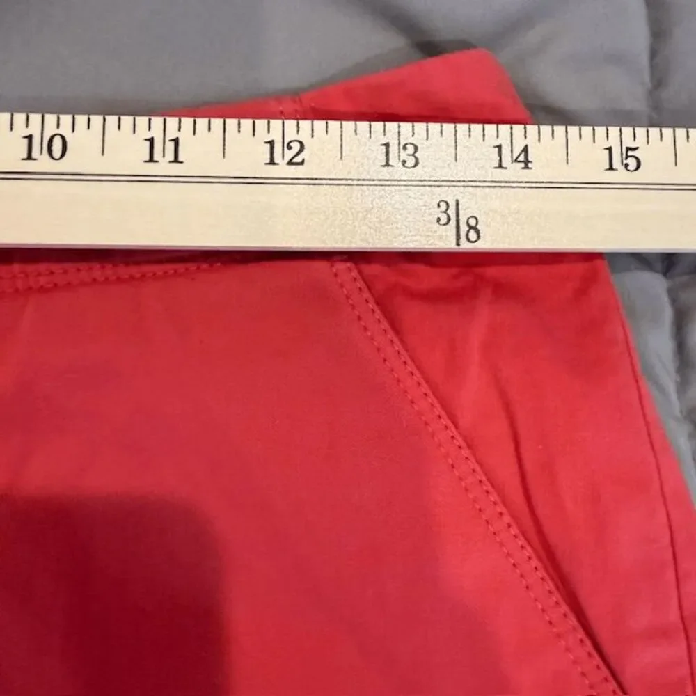 Tommy Bahama Flat Front Trouser Shorts Stretch Deep Coral Color Pockets Size 6‎